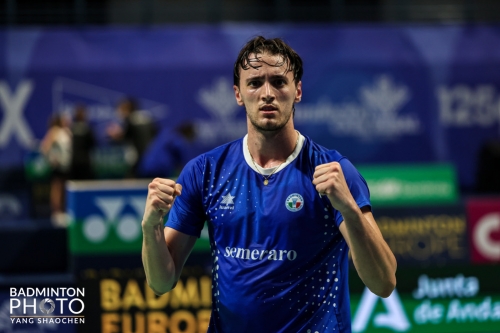 24FF4C94-2943-4B36-9F1B-CD535462225E